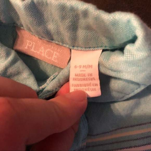 2 Collared Dress Shirts - Picture 8 of 10